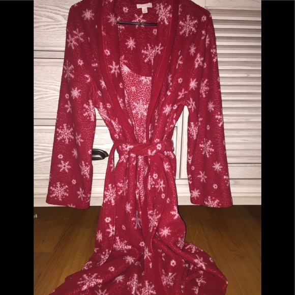 Winter Robe - Picture 2 of 3